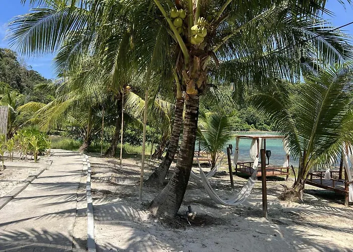 Coco Bungalows